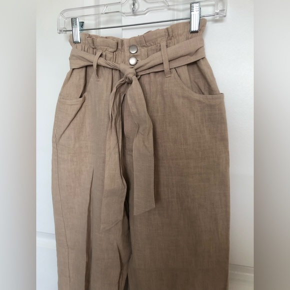 Vici Top Notch High-Rise Woven Paperbag Belted Trousers | S - Picture 6 of 9